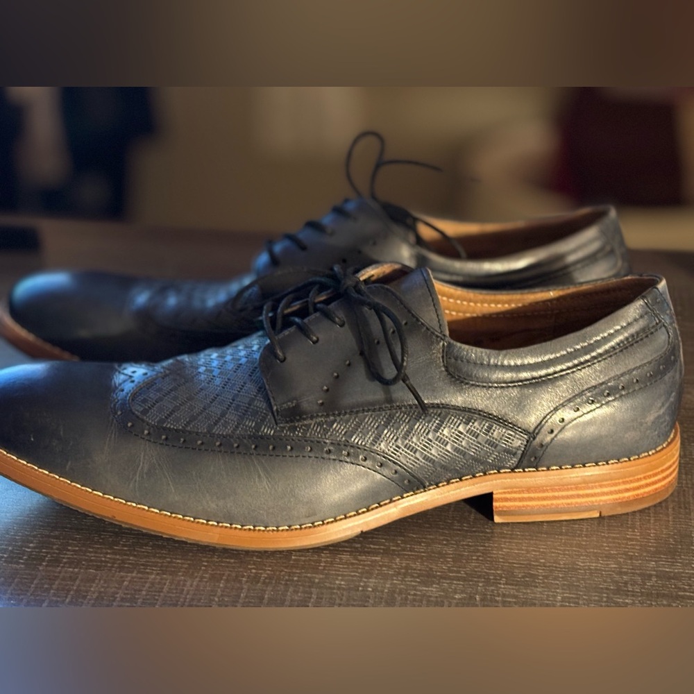 STACY ADAMS Fallon Wingtip
Oxford in Navy New Without Box